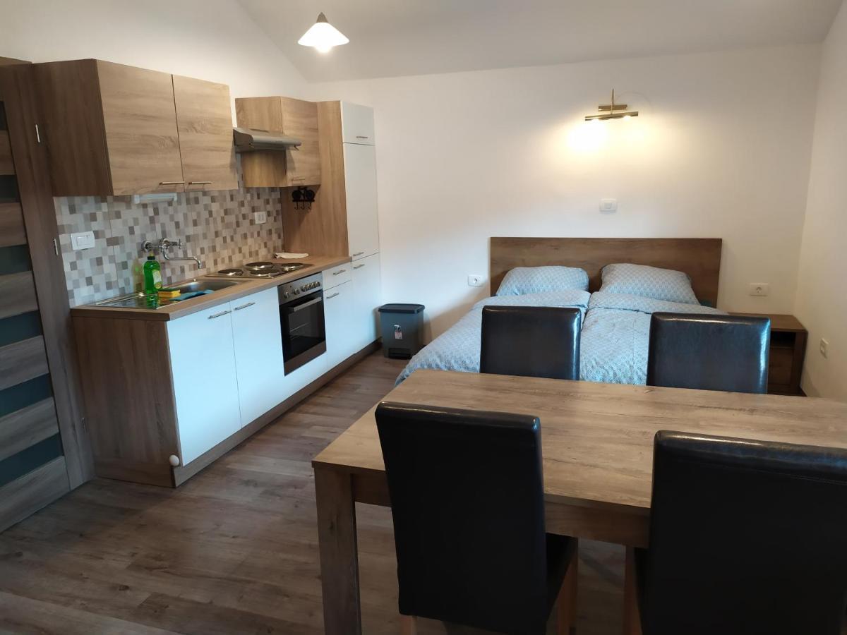 Hotel Gostilna Ulcar Ig Esterno foto